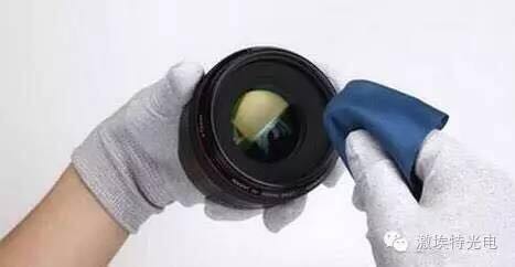 三分钟学会光学镜片的清洁方法
