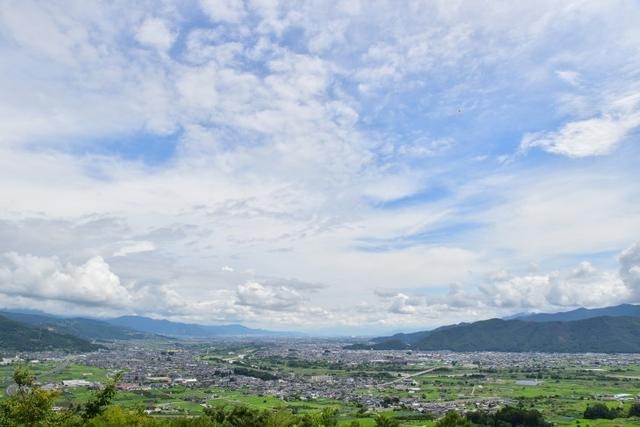 摄影天空照片未加CPL滤镜