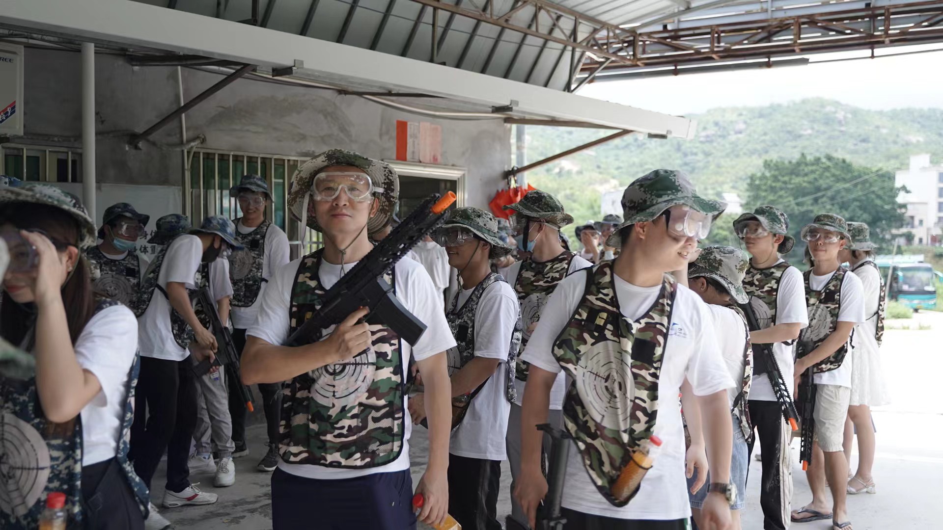 球迷体育
厂庆