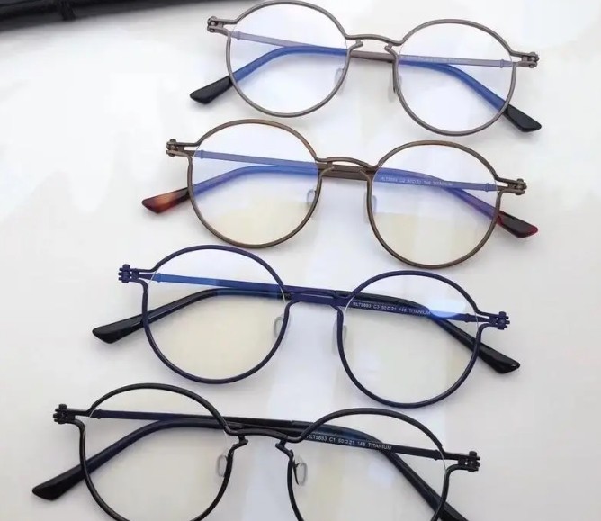 眼镜市场良莠不齐如何让消费者放心使用