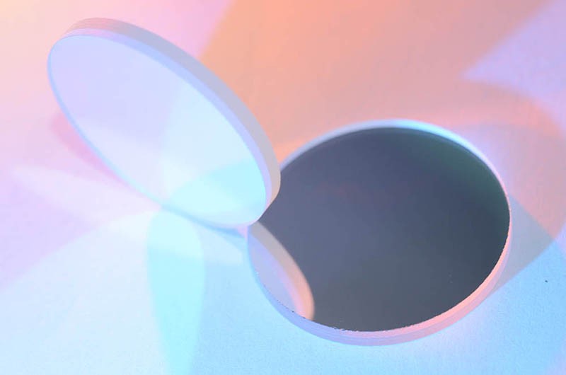 中密度干涉滤光片的特性