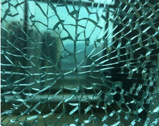 光学玻璃结石是如何形成的？