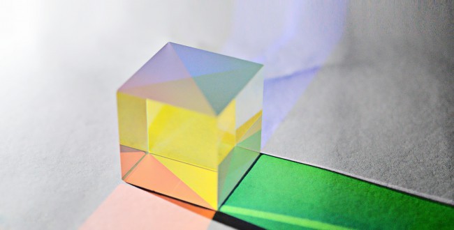 合色棱镜的原理