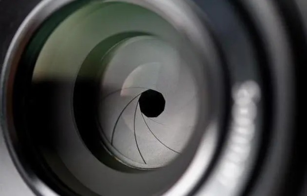 什么是光圈，他对光学镜片有哪些影响？