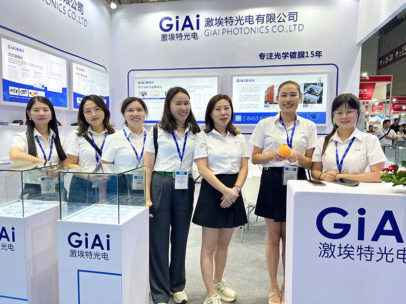 球迷体育
CMEF秋博会合影