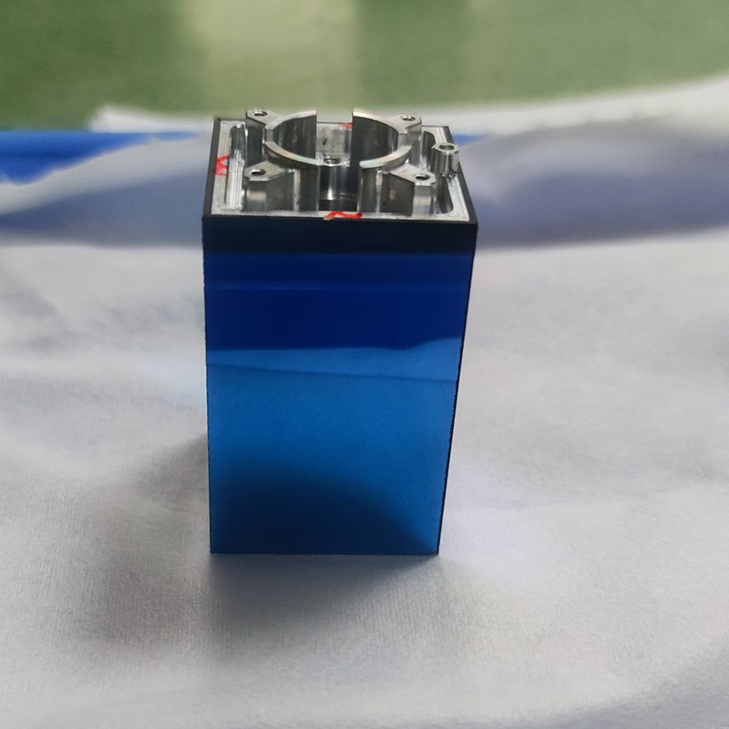 球迷体育
新款研发落地的转镜