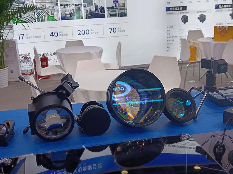 球迷体育
军博会镜头展品