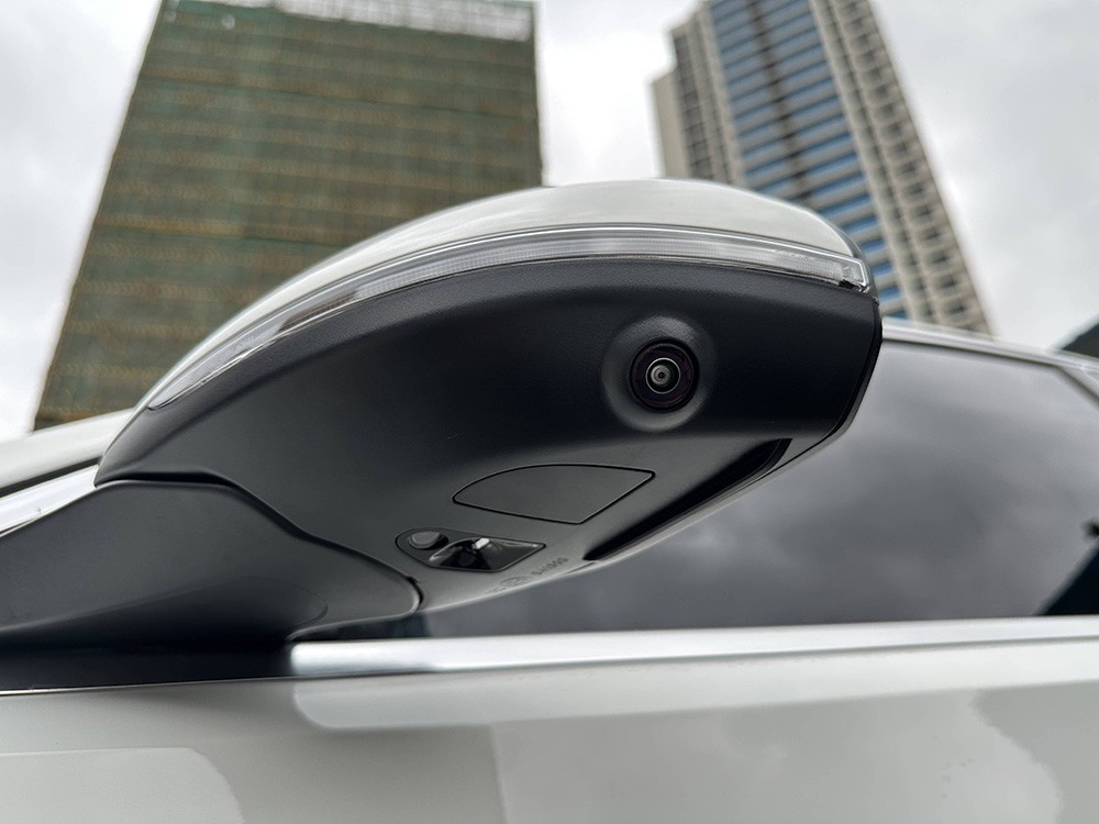 车载后视镜摄像头