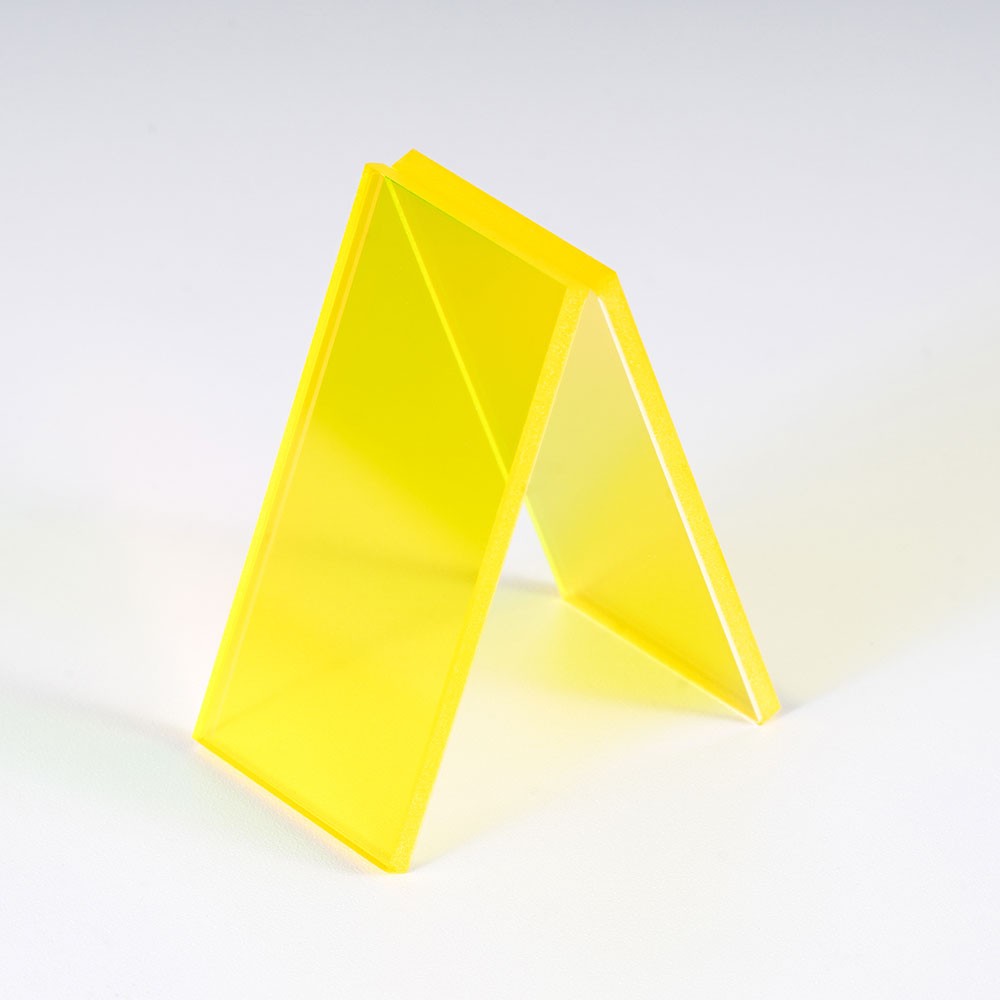 光学有色玻璃各着色剂成分、作用与应用解析