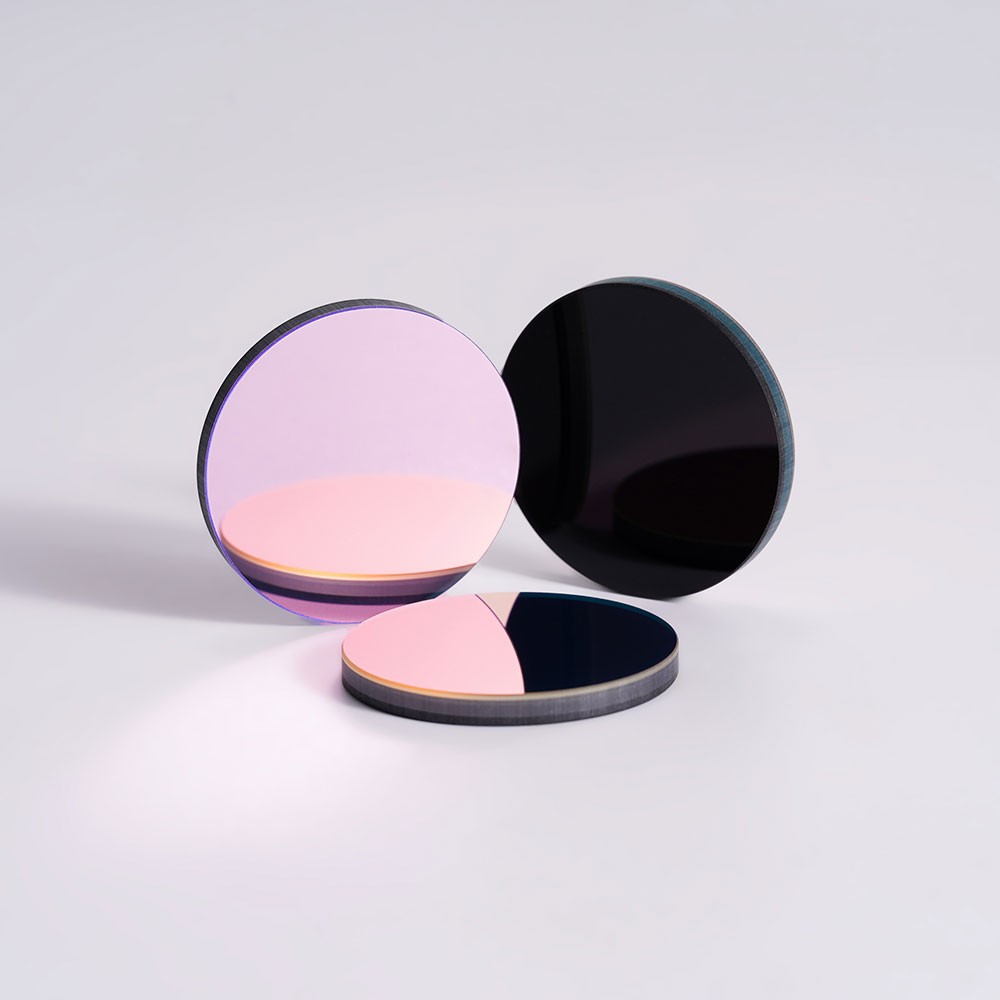 揭秘“锆金属滤光片”：不存在金属薄片，却是光学科技的核心