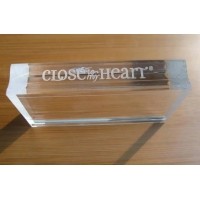 激光机在玻璃上打标的3种方法