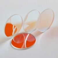 滤光片的性能是如何确定的？