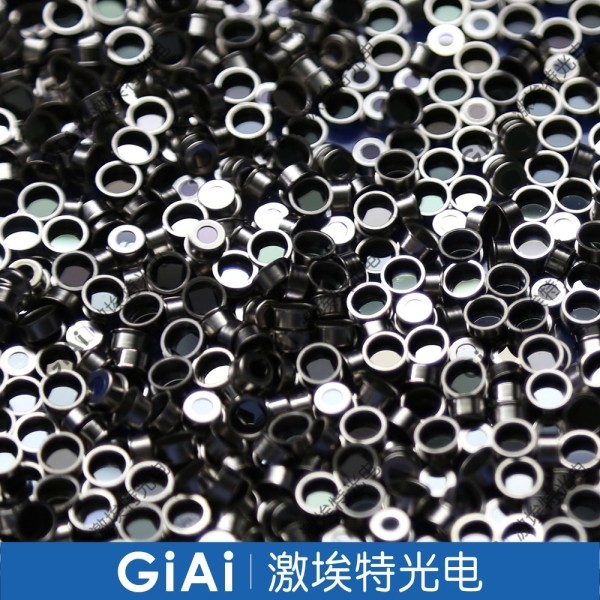 热电堆红传感滤光片管帽